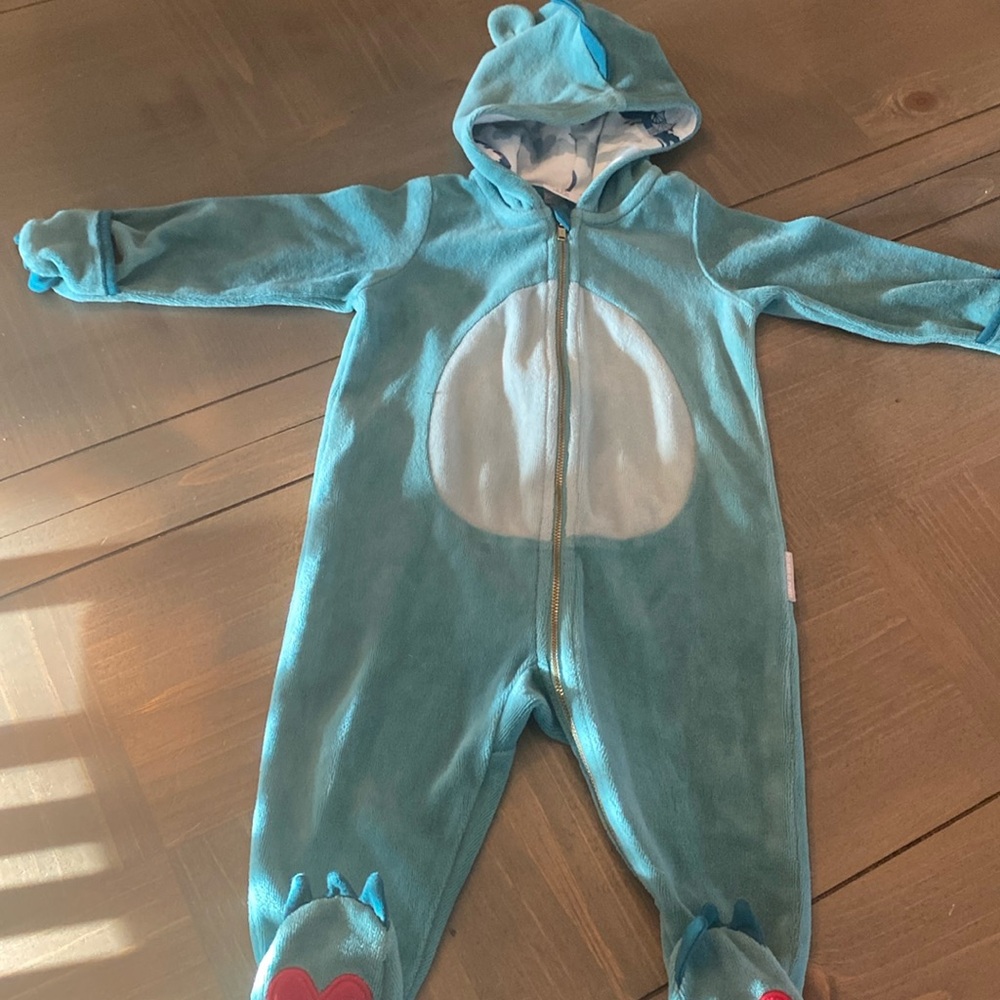 Polarn O. Pyret Sweden 68 4-6 month hooded zippered one piece